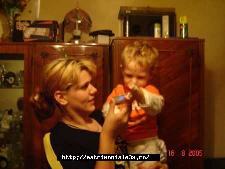 Poza lui blondina19