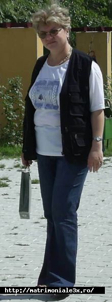Poza lui frunza
