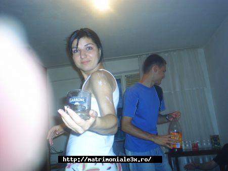 Poza lui pissulika